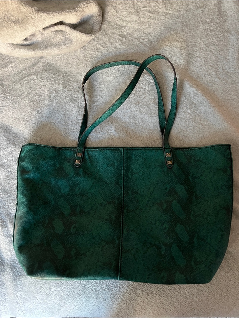 Green Snake-Texture Tote Bag - Stylish Everyday Carry never used